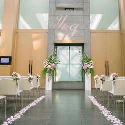 Wedding at The Residence With Beautiful Natural Lights And Elegant Floral Arrangements